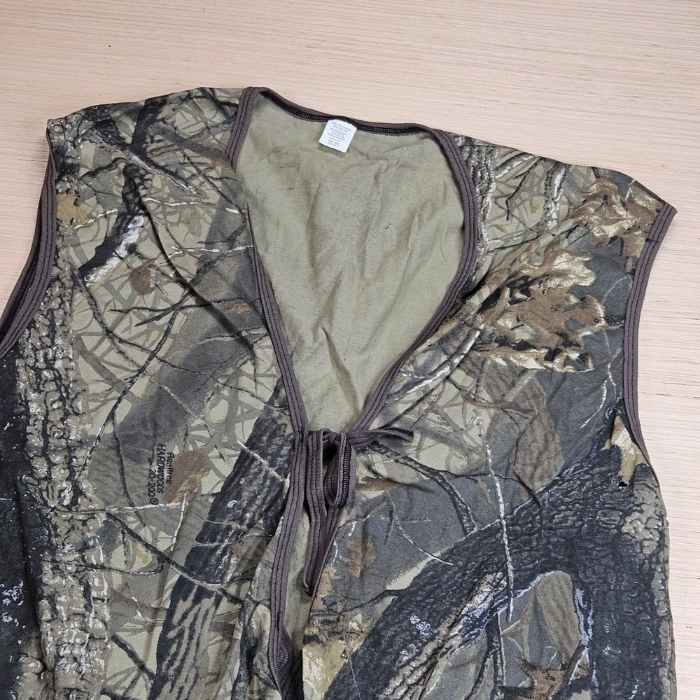 Vintage Realtree Camo Vest Mens OS Green Hardwoods 20-200 Tie Front Hunting USA